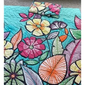 Pottery Barn Teen comforter and sham twin